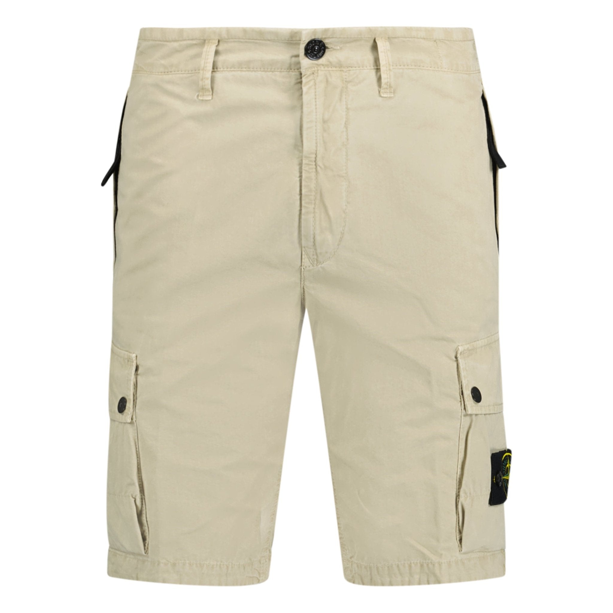 Color variation of Bermuda Shorts Beige